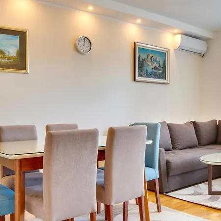 Milica 65m2, Free Parking & Wi-fi *