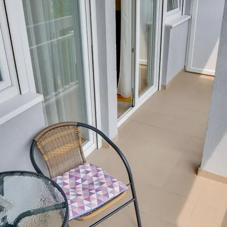 Appartement Milica 65m2, Free Parking & Wi-fi Novi Sad