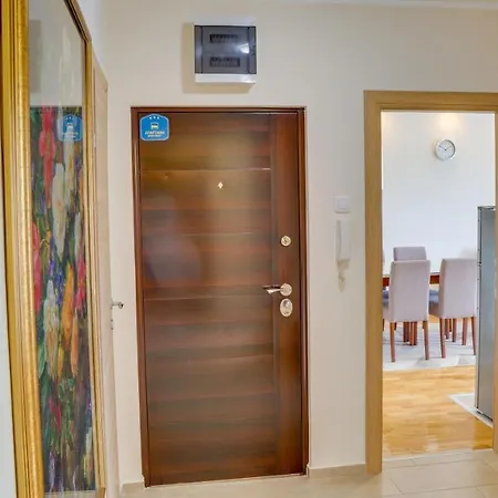 Milica 65m2, Free Parking & Wi-fi *